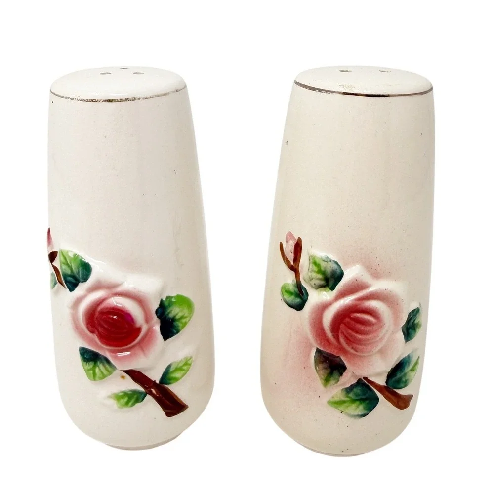 Vintage 1940s Japan Salt &‎ Pepper Shakers Raised Roses Ceramic
